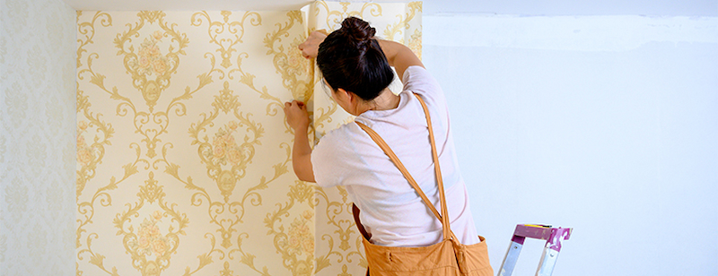 Peel, Stick, and Impress: Renter-Friendly Wallpaper for Instant Impact